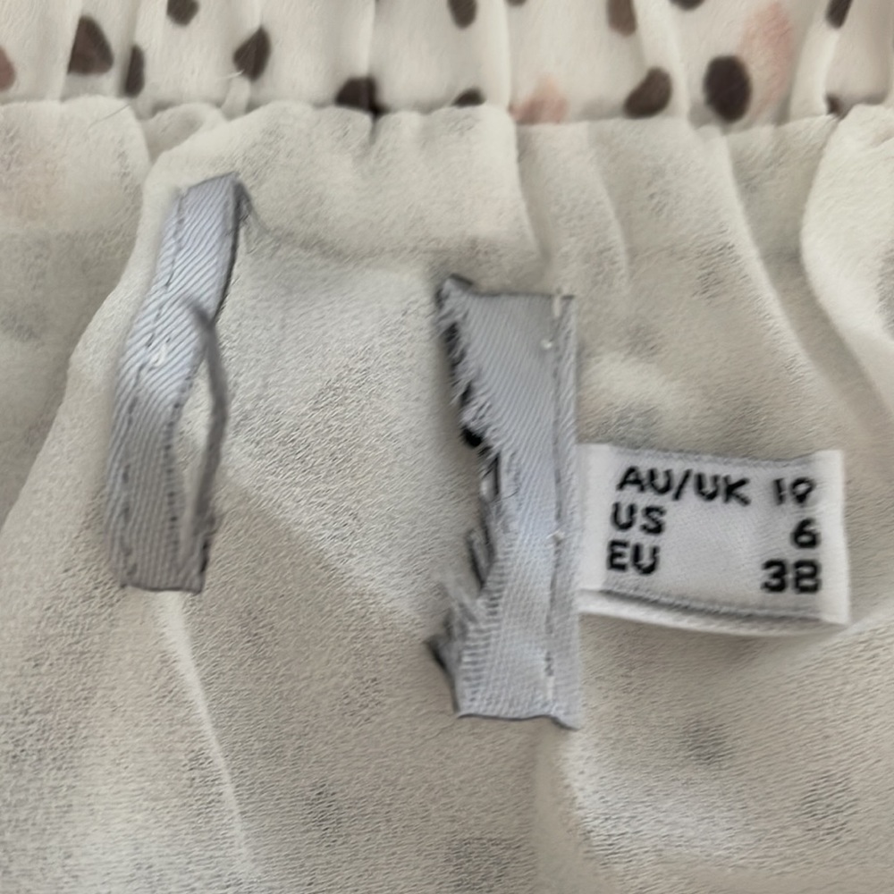 NWOT RASMUS MINI SKIRT WHITE - Picture 9 of 9